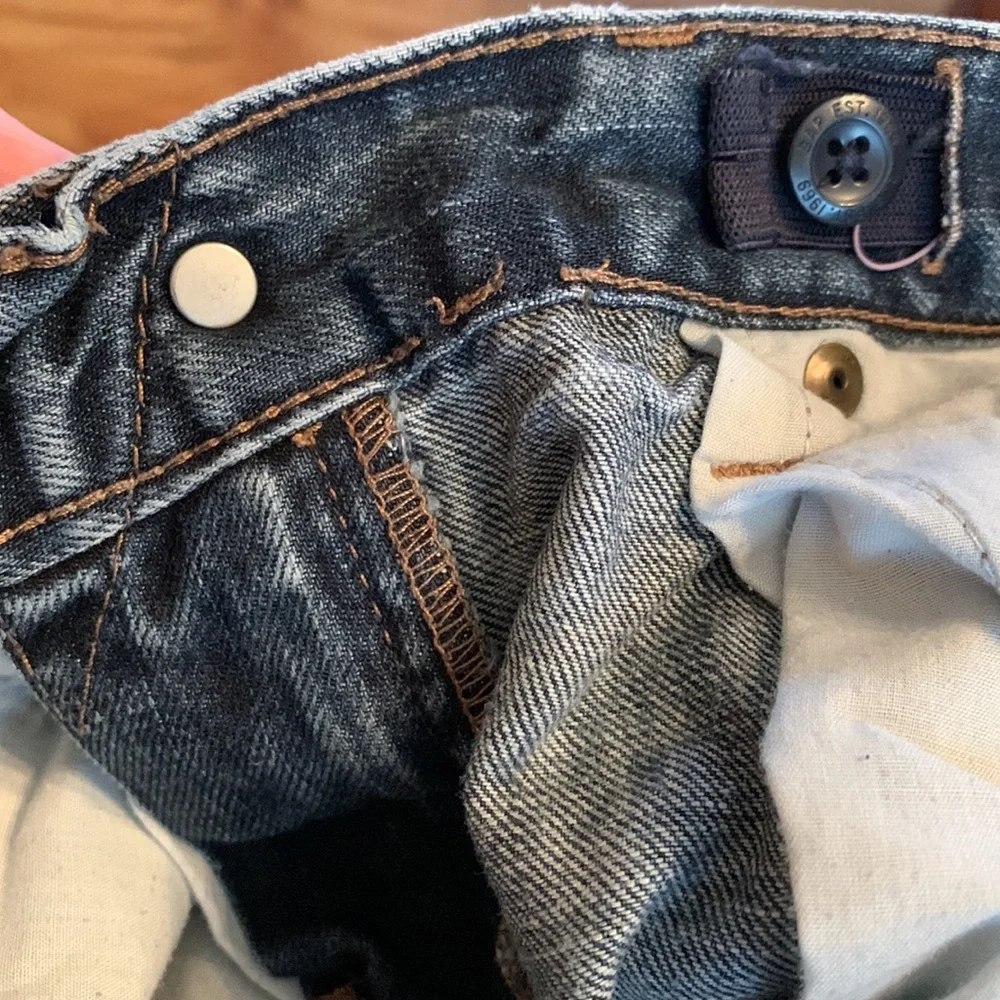 Gap Kids boot fit size 10 adjustable waist distressed denim blue jeans EUC